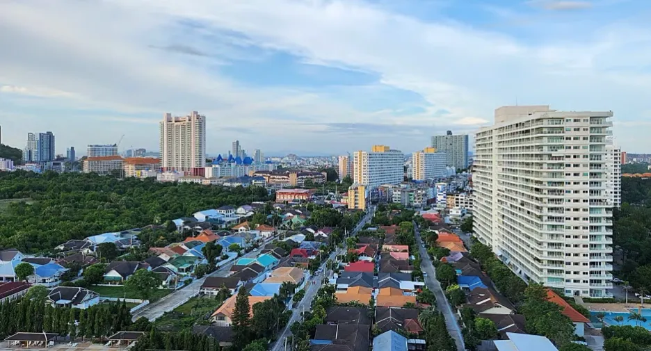For sale 2 bedrooms condo 