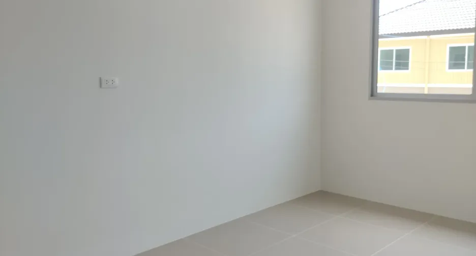 For sale 3 bedrooms townhouse in Khlong Luang, Pathum Thani