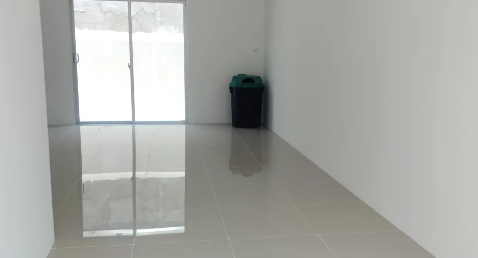 For sale 3 bedrooms townhouse in Khlong Luang, Pathum Thani