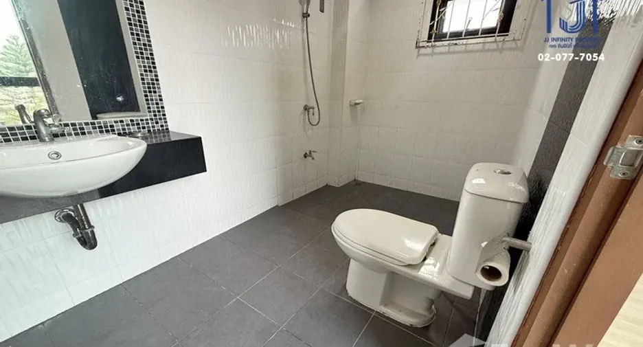Casa en venta de 3 habitaciones en Khlong Luang, Pathum Thani