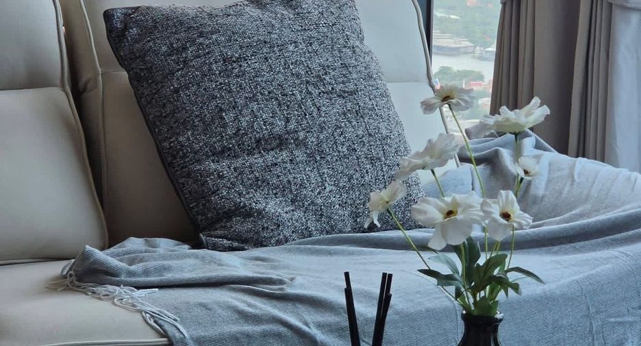For rent 3 ベッドルーム condo in Yan Nawa, Bangkok