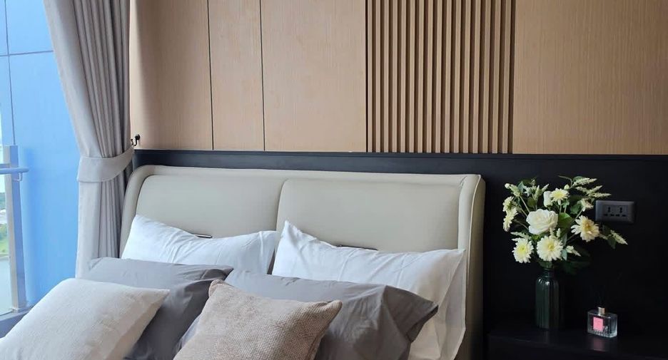 For rent 3 ベッドルーム condo in Yan Nawa, Bangkok