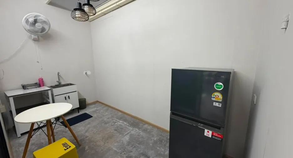 For rent 3 bedrooms office in Phra Khanong, Bangkok