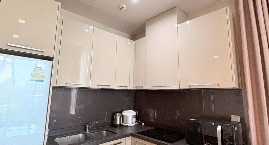 Condo en alquiler de 2 habitaciones en Watthana, Bangkok