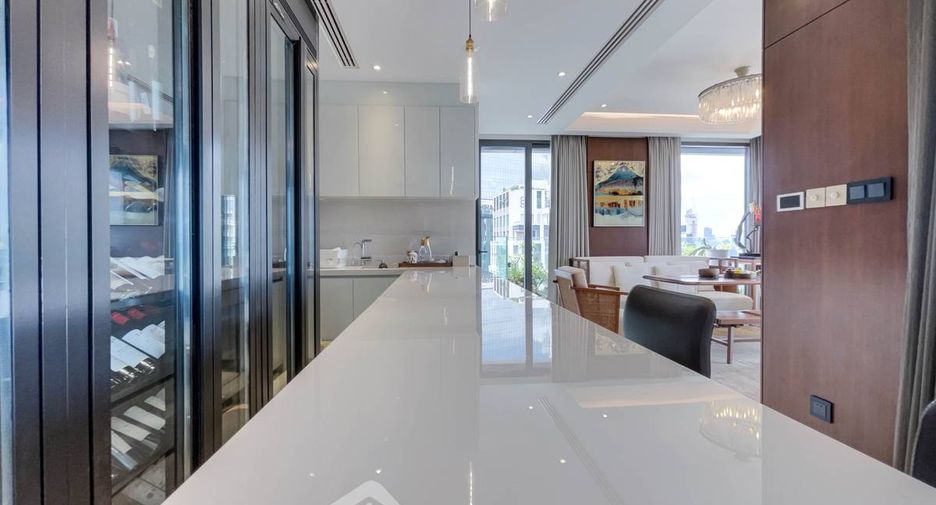 Wohnung zum Kauf mit 3 Zimmer in Khlong Toei, Bangkok