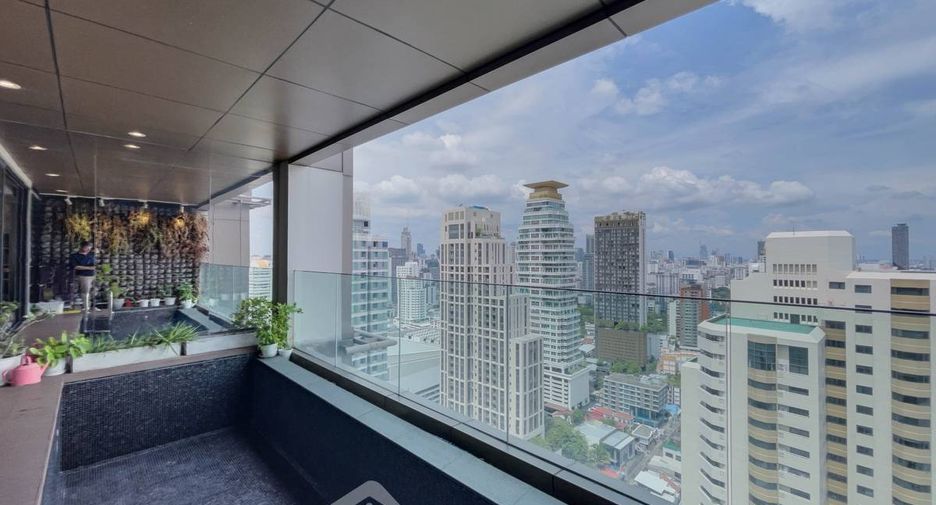 Wohnung zum Kauf mit 3 Zimmer in Khlong Toei, Bangkok
