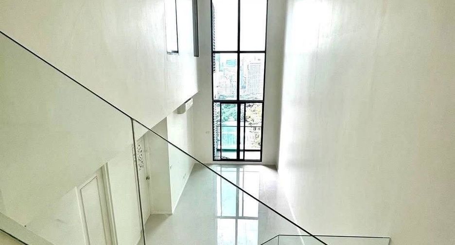 For sale 2 bedrooms condo 