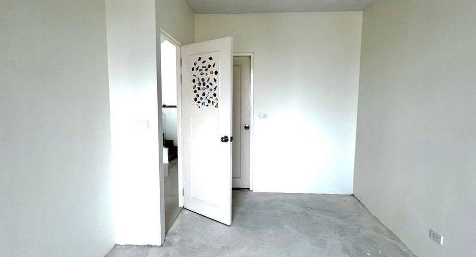 For sale 2 bedrooms condo 