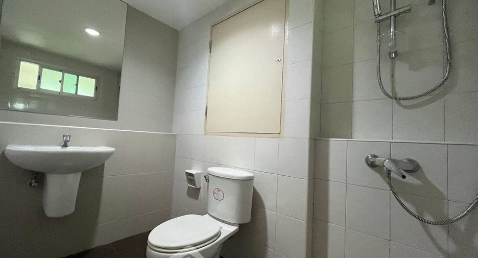 For rent and for sale 1 bed condo in Khlong Toei, Bangkok