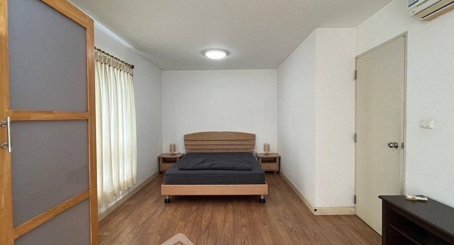 For rent and for sale 1 bed condo in Khlong Toei, Bangkok