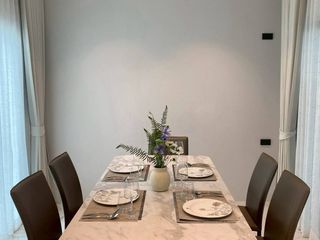 For rent 4 bedrooms house in Huai Khwang, Bangkok