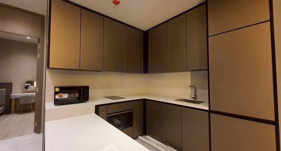 Condo en alquiler de 1 habitaciones en Khlong Toei, Bangkok