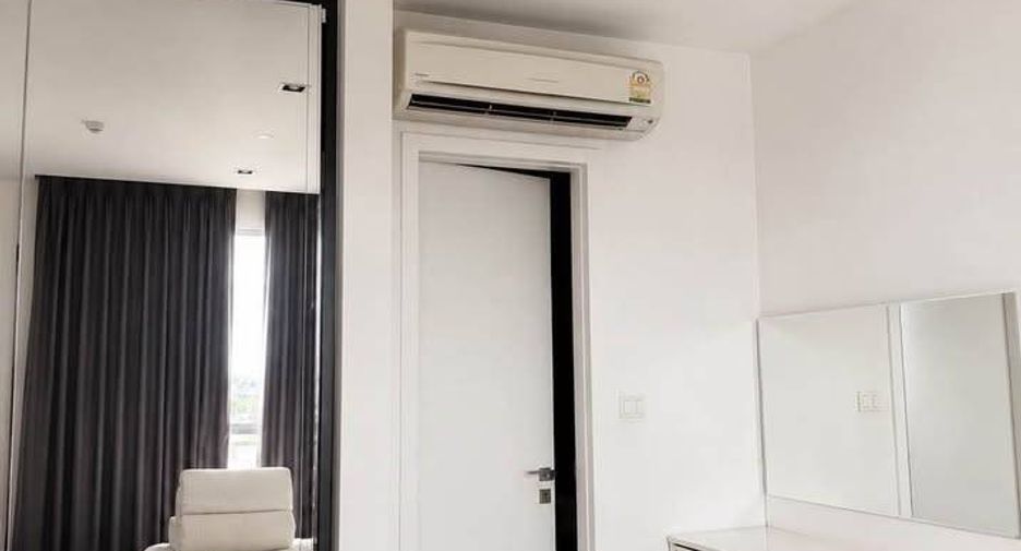 For sale 2 bedrooms condo in Phra Khanong, Bangkok