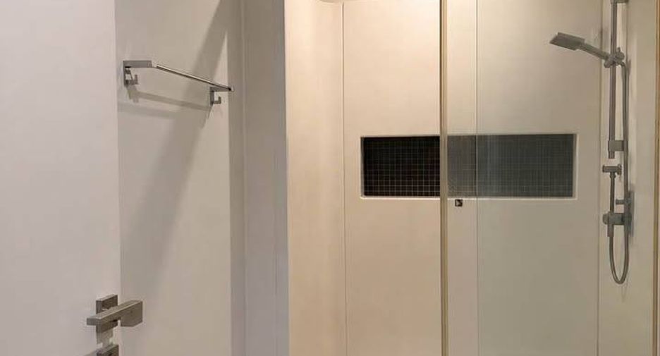 For sale 2 bedrooms condo in Phra Khanong, Bangkok