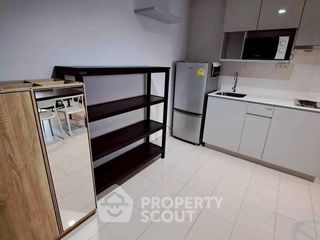 À vendre 2 chambres condo à Huai Khwang, Bangkok
