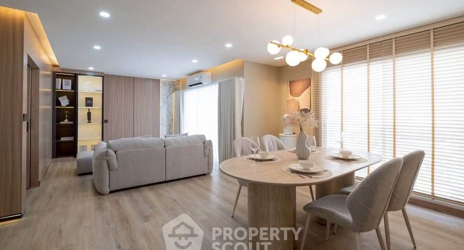 For sale 2 ベッドルーム condo in Watthana, Bangkok
