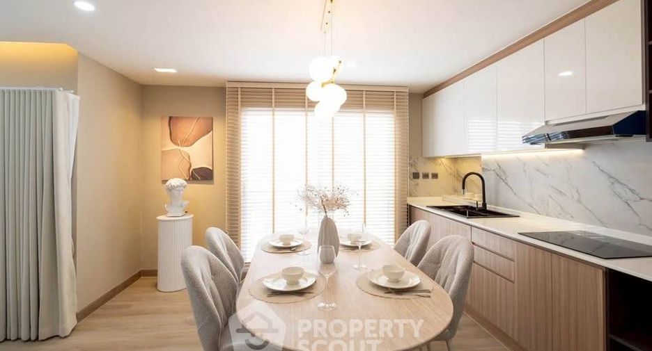 For sale 2 ベッドルーム condo in Watthana, Bangkok