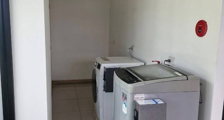 For sale 1 bed condo in Watthana, Bangkok