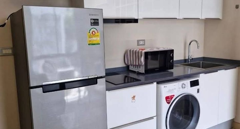 For sale 1 bed condo in Watthana, Bangkok