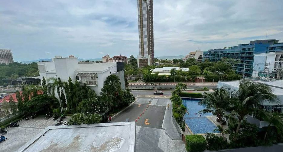For sale 2 bedrooms condo in Jomtien, Pattaya
