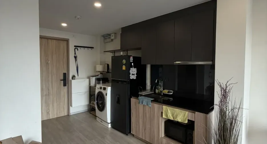For rent 2 bedrooms condo in Sathon, Bangkok