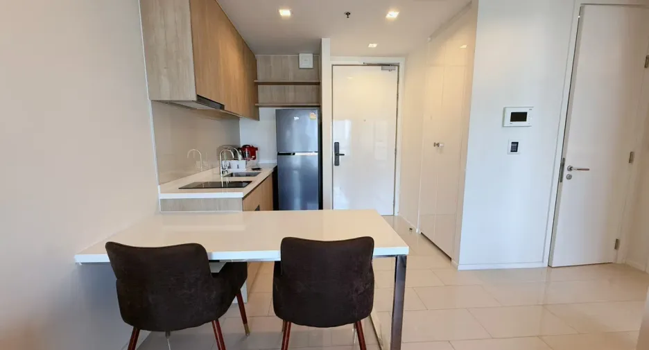 À louer 1 chambre condo à Watthana, Bangkok
