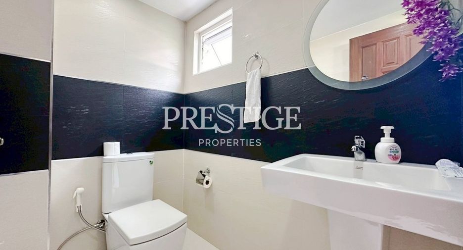 For sale 4 bedrooms house in Bang Lamung, Chonburi