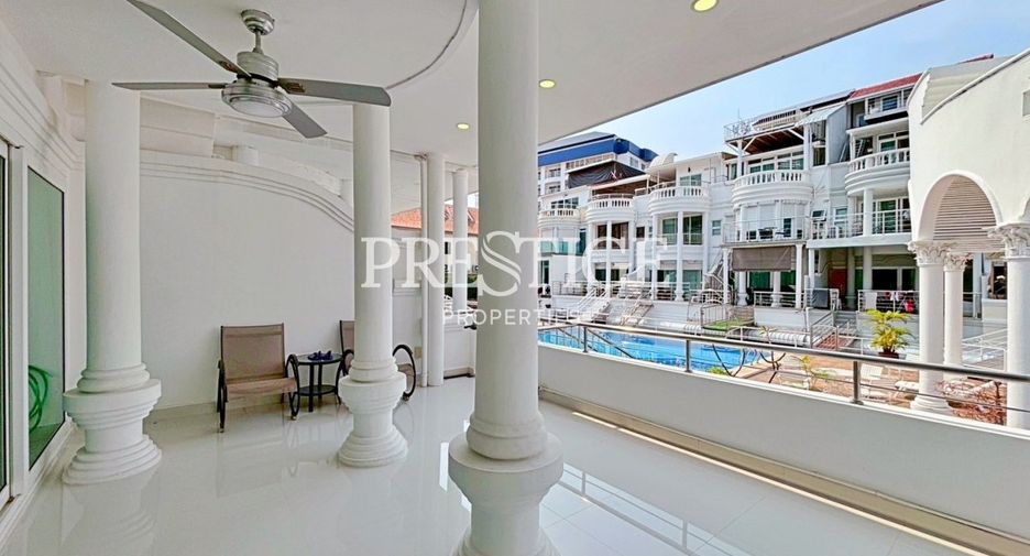 For sale 4 bedrooms house in Bang Lamung, Chonburi