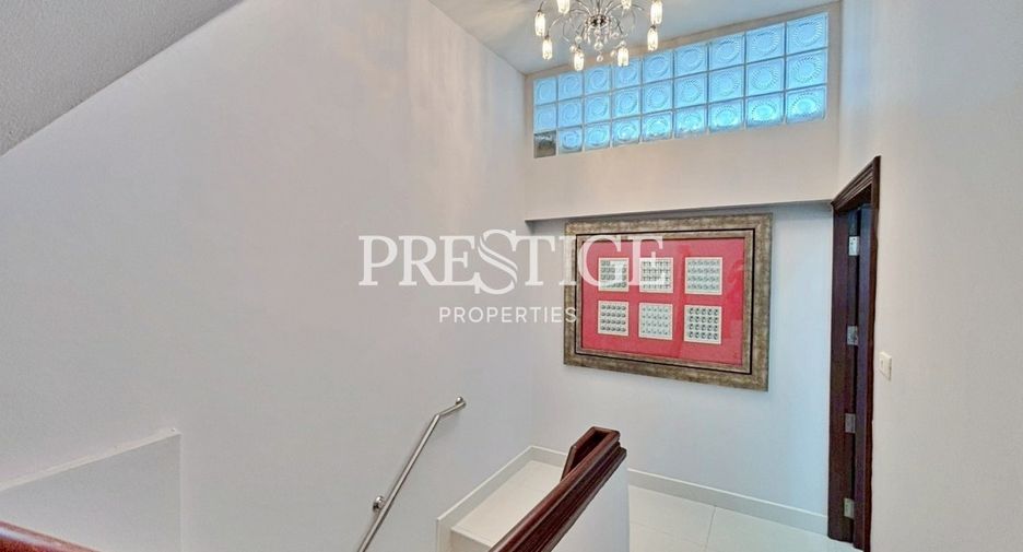 For sale 4 bedrooms house in Bang Lamung, Chonburi