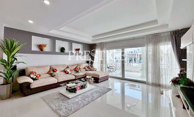 Casa en venta de 4 habitaciones en Bang Lamung, Chonburi