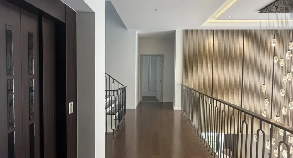 Haus zum Kauf mit 5 Zimmer in Saphan Sung, Bangkok