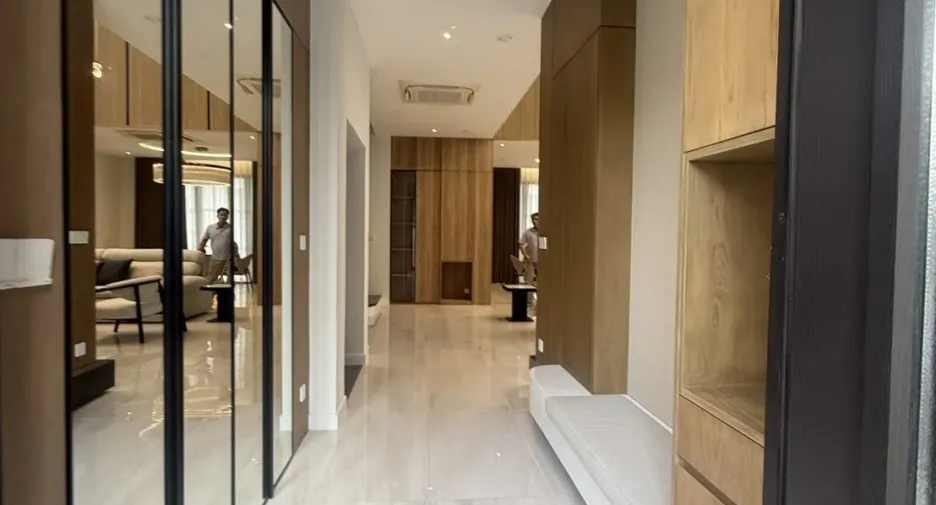 Haus zum Kauf mit 5 Zimmer in Saphan Sung, Bangkok