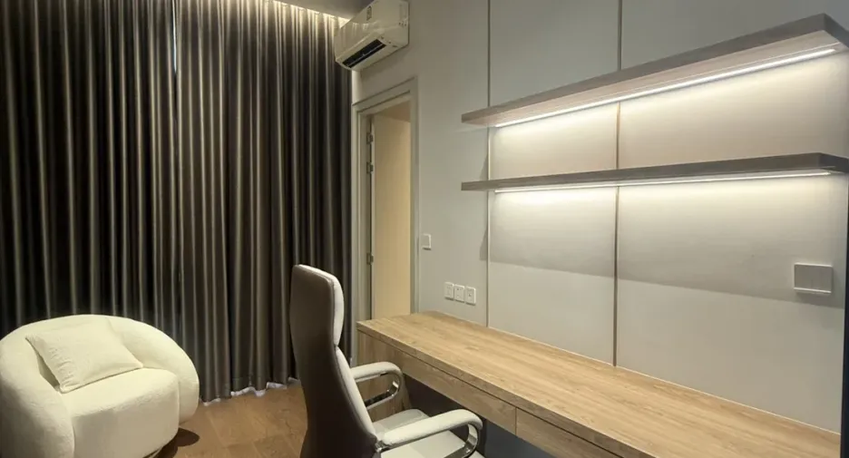 Haus zum Kauf mit 5 Zimmer in Saphan Sung, Bangkok
