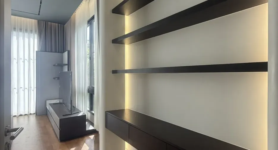 Haus zum Kauf mit 5 Zimmer in Saphan Sung, Bangkok