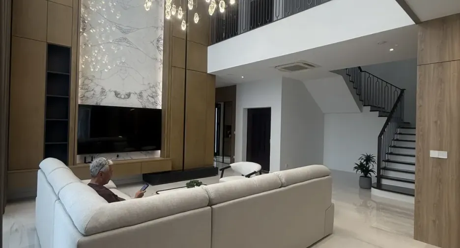 Haus zum Kauf mit 5 Zimmer in Saphan Sung, Bangkok