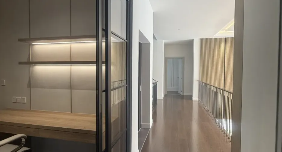 Haus zum Kauf mit 5 Zimmer in Saphan Sung, Bangkok