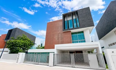 À vendre et à louer 3 chambres maison à Thawi Watthana, Bangkok