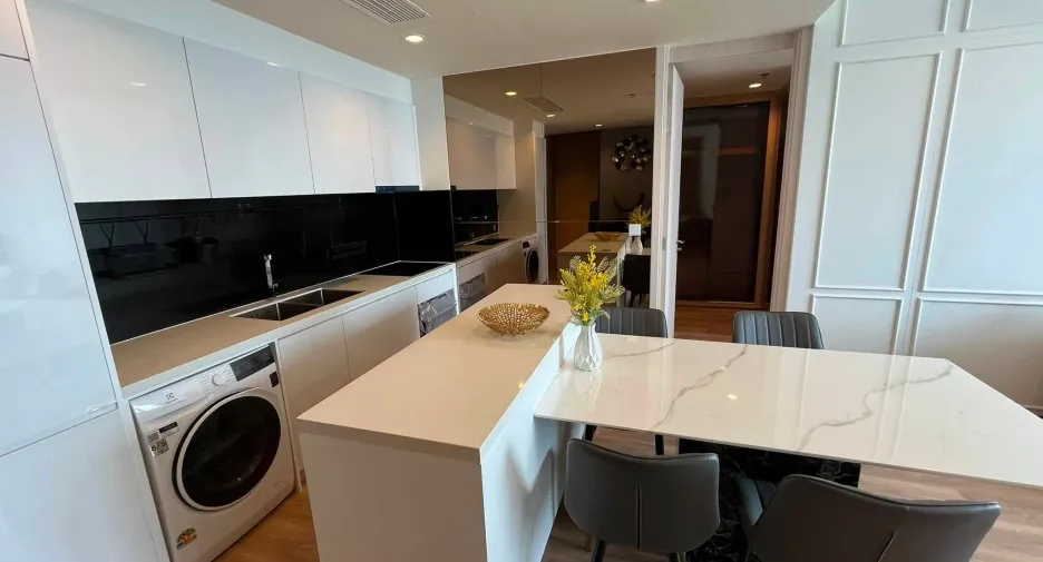 For rent 1 bed condo in Watthana, Bangkok
