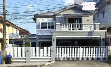 À vendre et à louer 4 chambres maison à Bang Khen, Bangkok