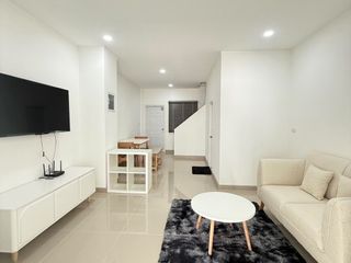 Haus zur Miete mit 2 Zimmer in Mueang Phuket, Phuket