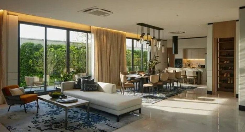 Casa en alquiler de 4 habitaciones en Taling Chan, Bangkok
