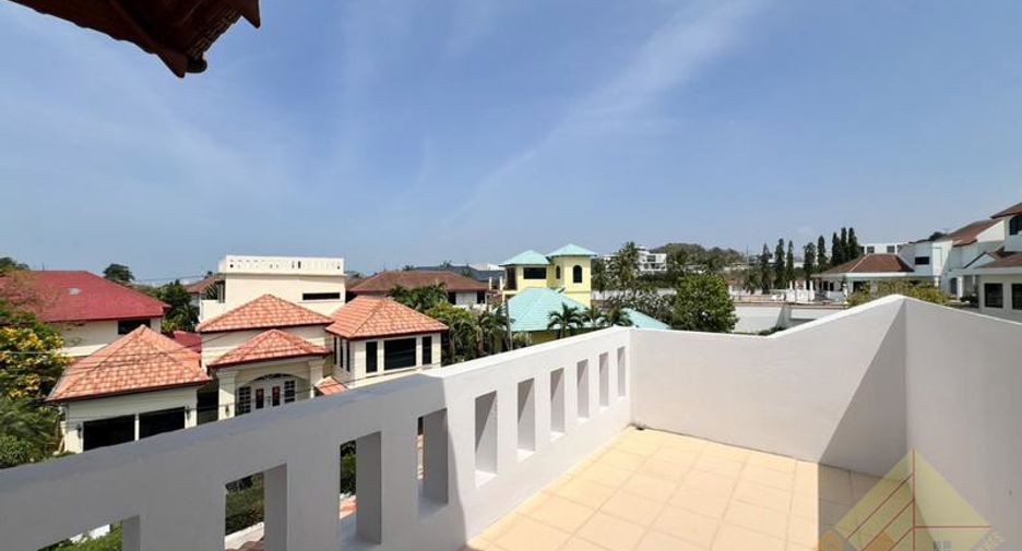 À vendre 5 chambres maison à Bang Lamung, Chonburi