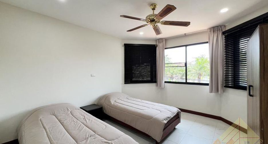 À vendre 5 chambres maison à Bang Lamung, Chonburi