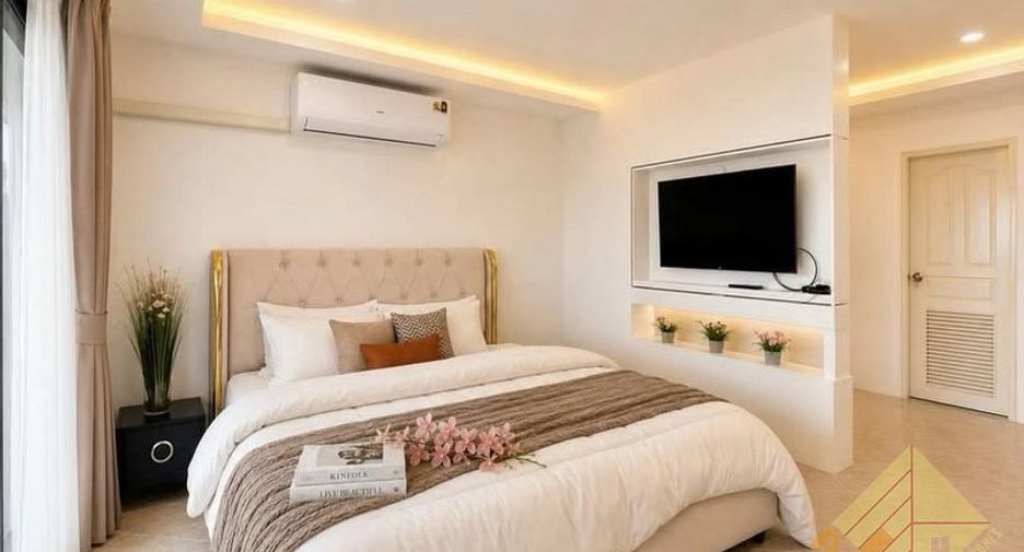 For rent 4 bedrooms house in Bang Lamung, Chonburi
