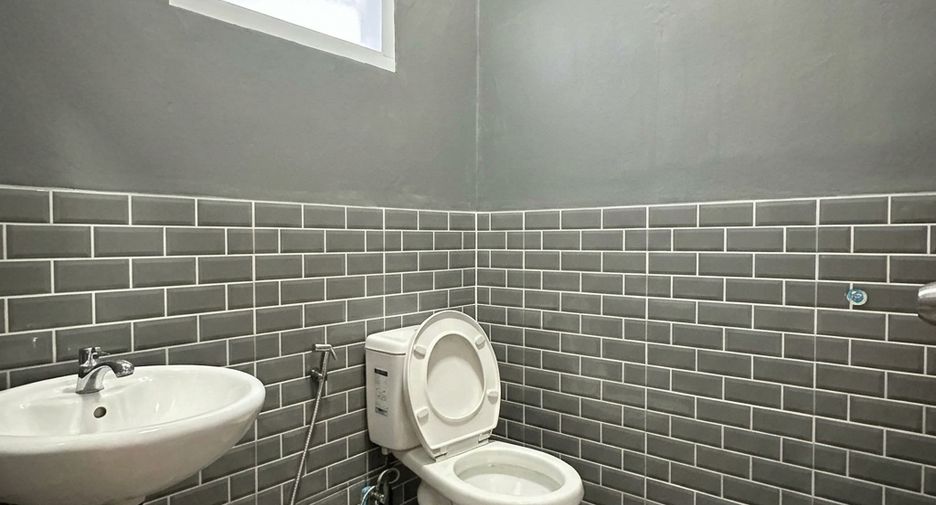 Аренда 1 кровать торговое помещение в Банг Ламунг, Чонбури