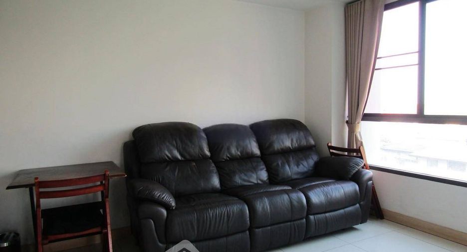 For sale 1 bed condo in Phra Khanong, Bangkok
