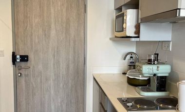 For sale 1 bed condo 