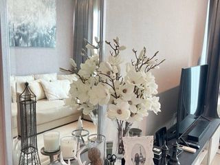 Condo en alquiler de 2 habitaciones en Huai Khwang, Bangkok