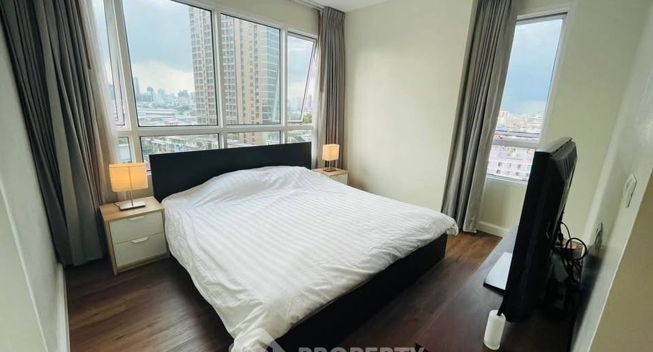 Condo en alquiler de 3 habitaciones en Khlong Toei, Bangkok