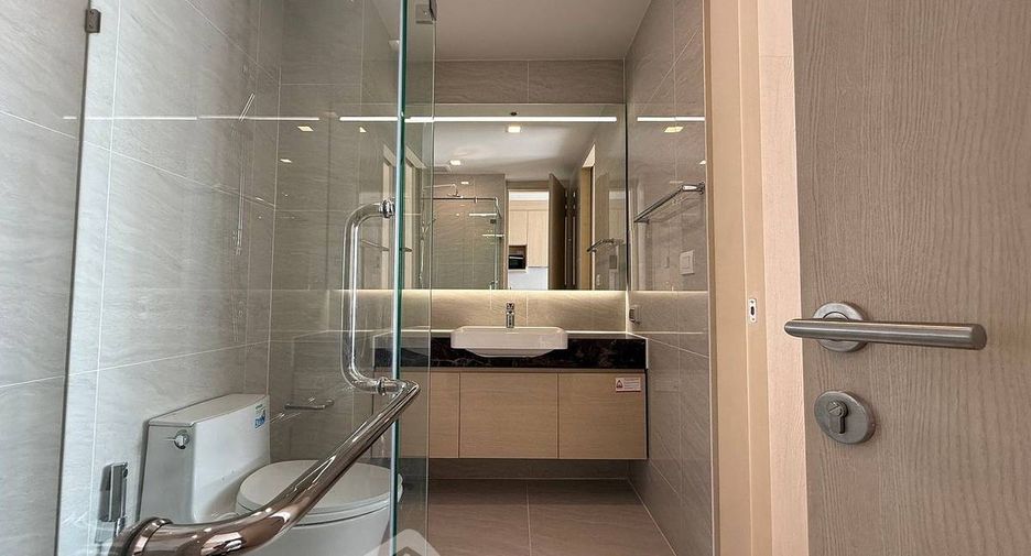 For rent 1 bed condo in Watthana, Bangkok